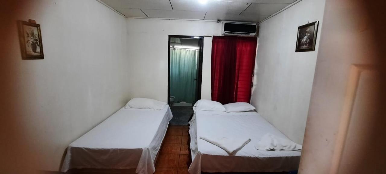 Tropical Dreams Hostel South End ภายนอก รูปภาพ