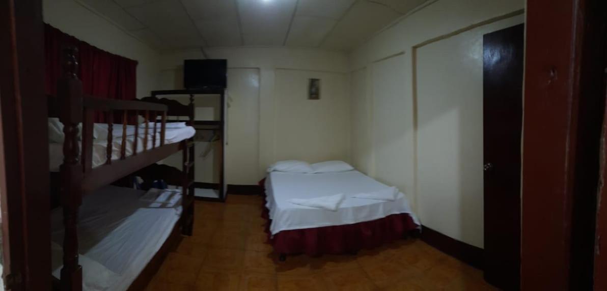 Tropical Dreams Hostel South End ภายนอก รูปภาพ